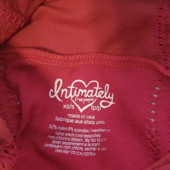 XS/S Intimately Free People coral-ish turtle neck - Picture 1 of 3